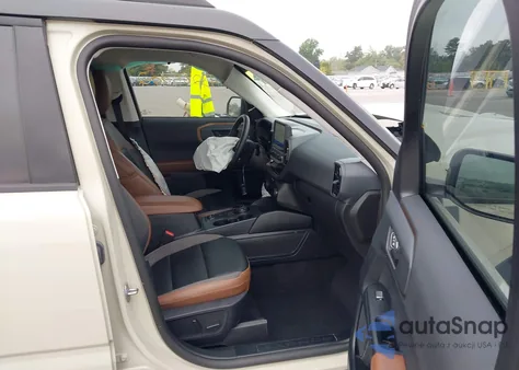 2024 Ford Bronco Sport Outer Banks z USA, uszkodzony, nr VIN 3FMCR9C62RRF26923